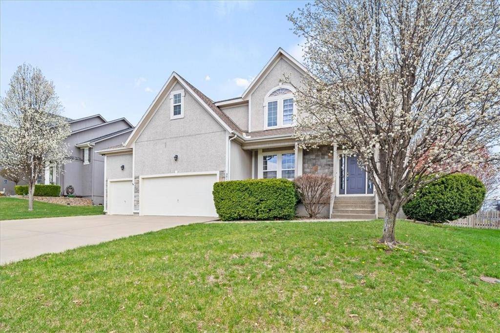 Lenexa, KS 66227,25106 W 85 TER