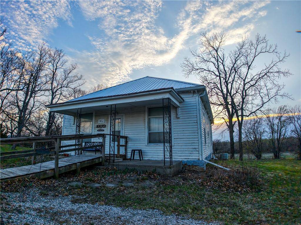 Edgerton, KS 66021,16670 Edgerton RD