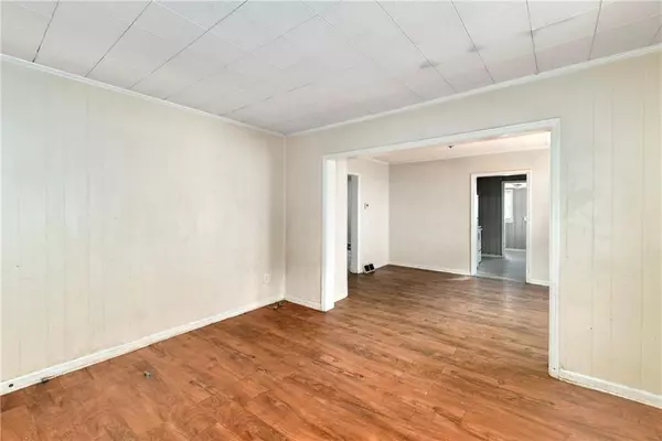 Kansas City, MO 64132,1909 E 84TH ST