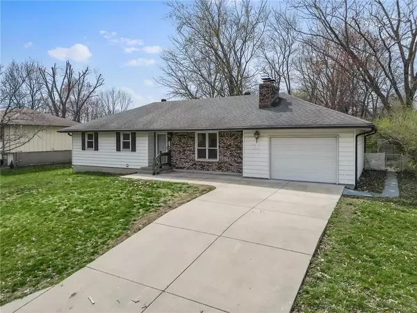 Lawson, MO 64062,414 S Raum ST