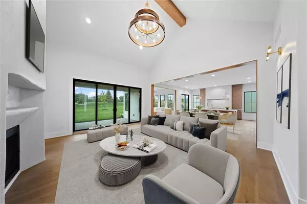 Overland Park, KS 66221,17041 Earnshaw ST