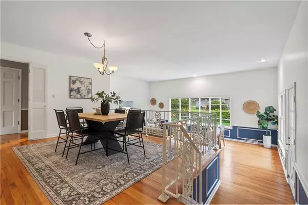 Prairie Village, KS 66208,8021 Roe AVE