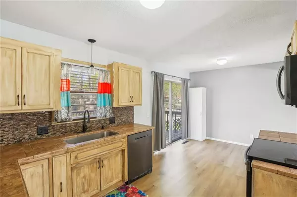 Olathe, KS 66061,533 N Stevenson ST