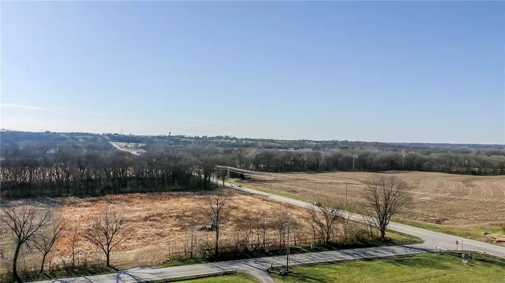 Lot 4 Tillman Road RD, Smithville, MO 64089