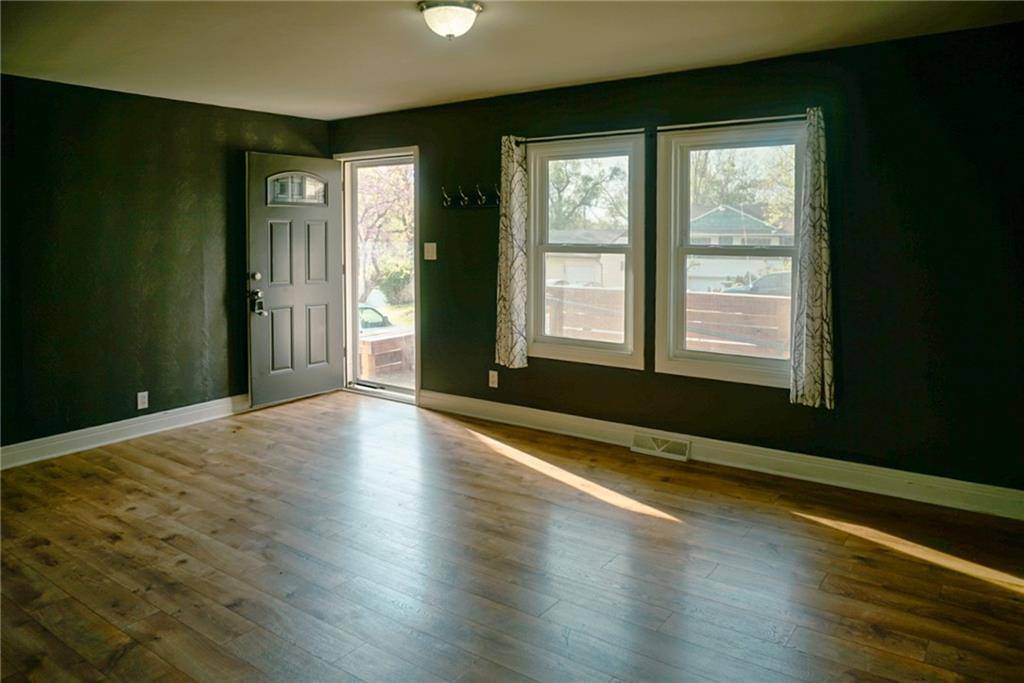 Grandview, MO 64030,6017 E 149th ST