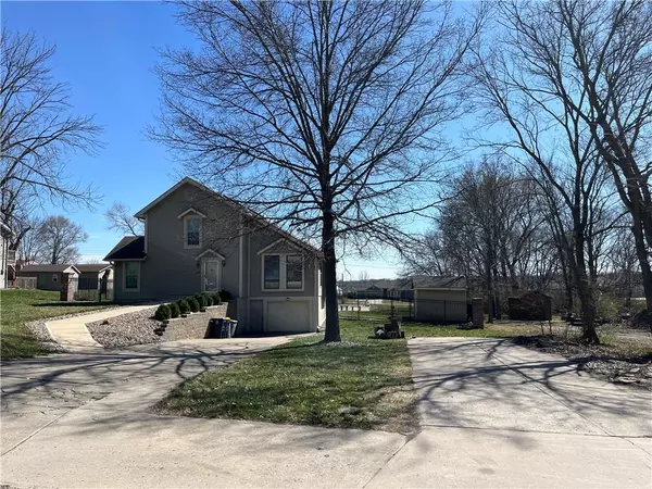 Kansas City, MO 64119,4111 NE 80 TER