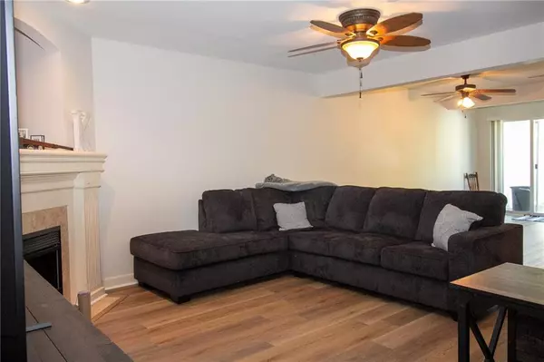 Platte City, MO 64079,13730 Post Oak LN