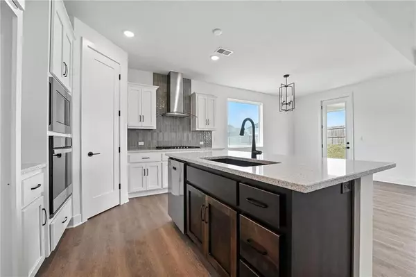 Spring Hill, KS 66083,20689 Barker ST