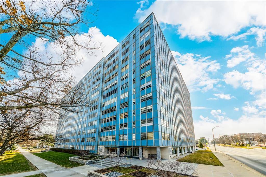 333 W Meyer  Unit 213 BLVD, Kansas City, MO 64133