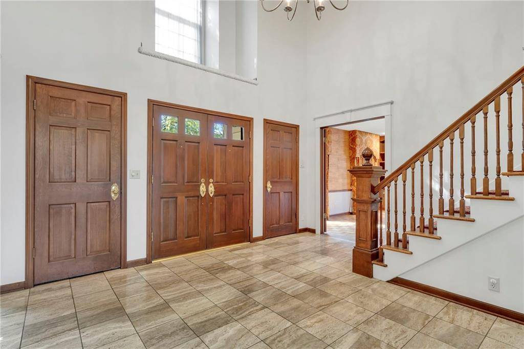 Overland Park, KS 66212,10209 Hemlock DR