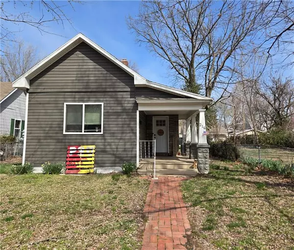 Pittsburg, KS 66762,216 W Forest N/A