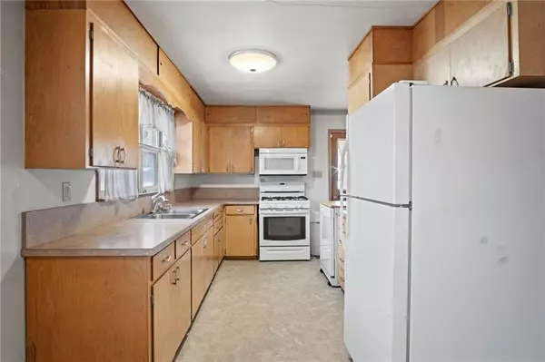 Atchison, KS 66002,630 Green ST