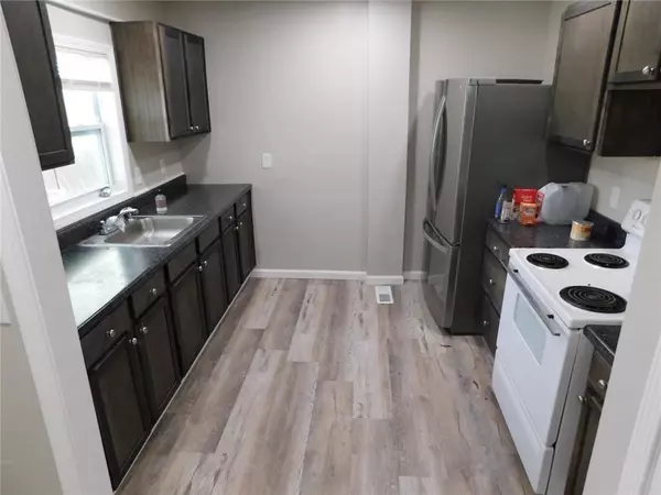 Pittsburg, KS 66762,308 W 5th ST