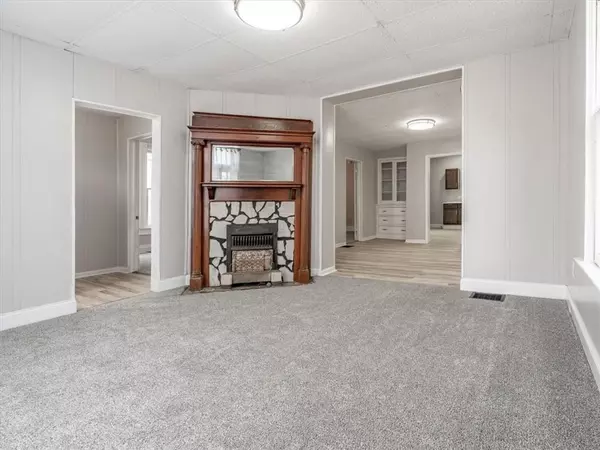 St Joseph, MO 64503,911 S 16th ST