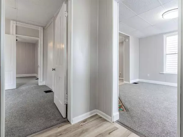 St Joseph, MO 64503,911 S 16th ST