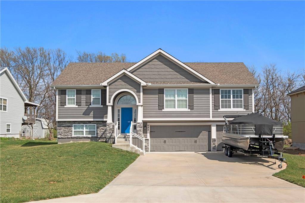Lawson, MO 64062,642 Shepard RD