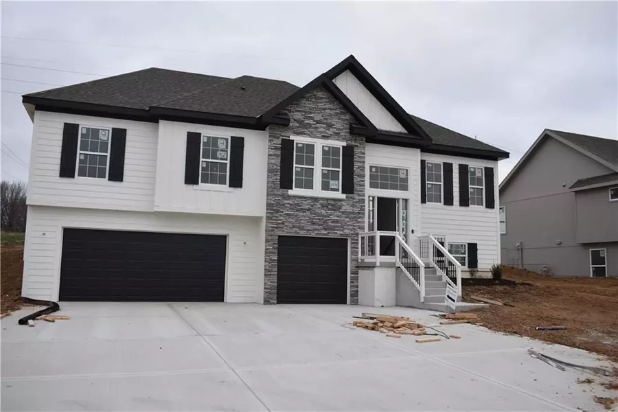 1201 Noah LN, Kearney, MO 64060