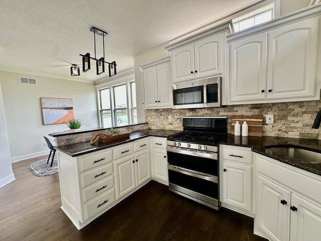 Lee's Summit, MO 64086,2901 NE Marywood LN