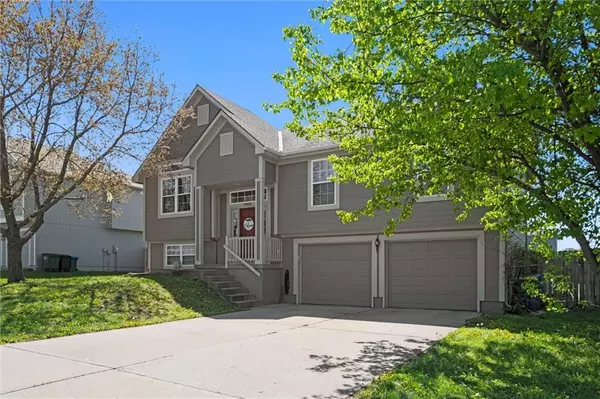 Peculiar, MO 64078,9803 E 220th ST