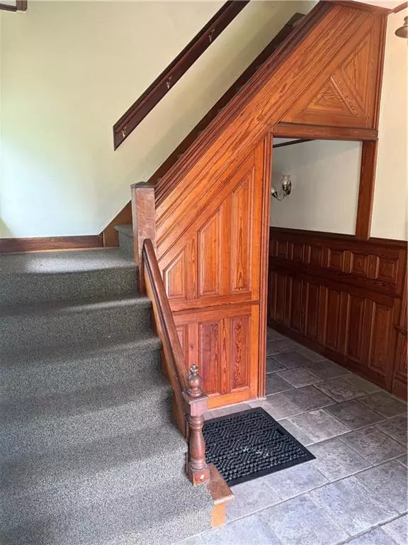 St Joseph, MO 64503,1014 S 12th ST