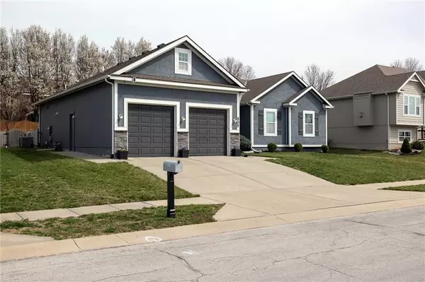 Kearney, MO 64060,505 Crestridge DR