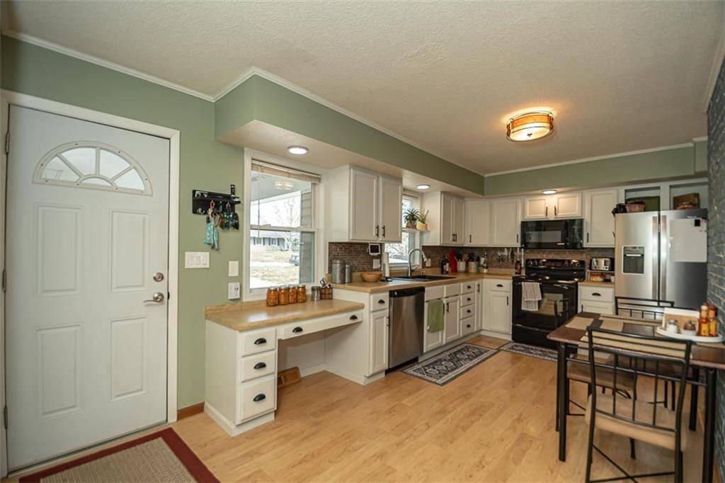 Ozawkie, KS 66070,504 Sioux DR