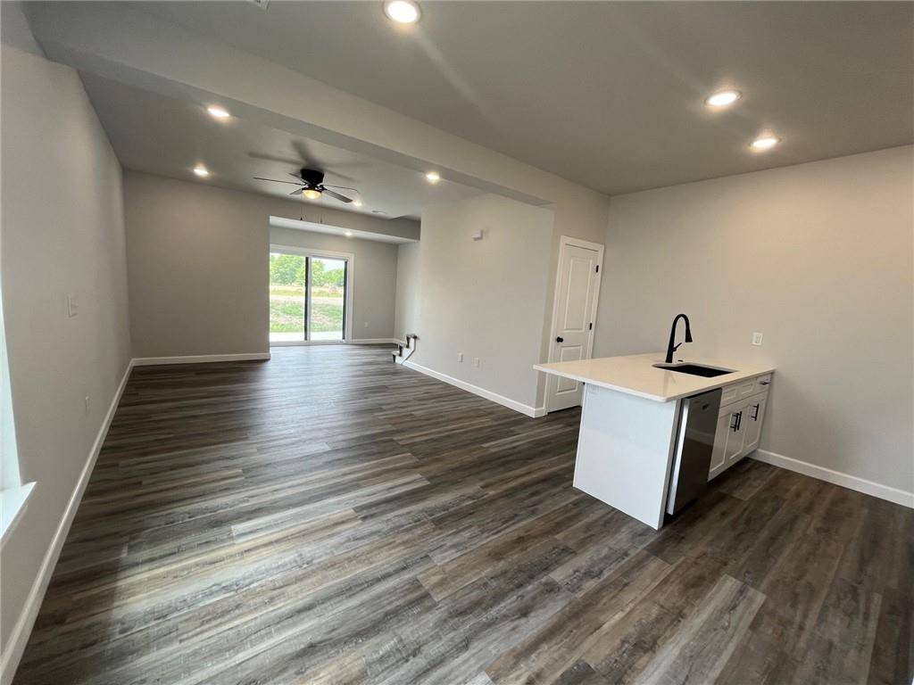 Warrensburg, MO 64093,76 D SE 351 RD