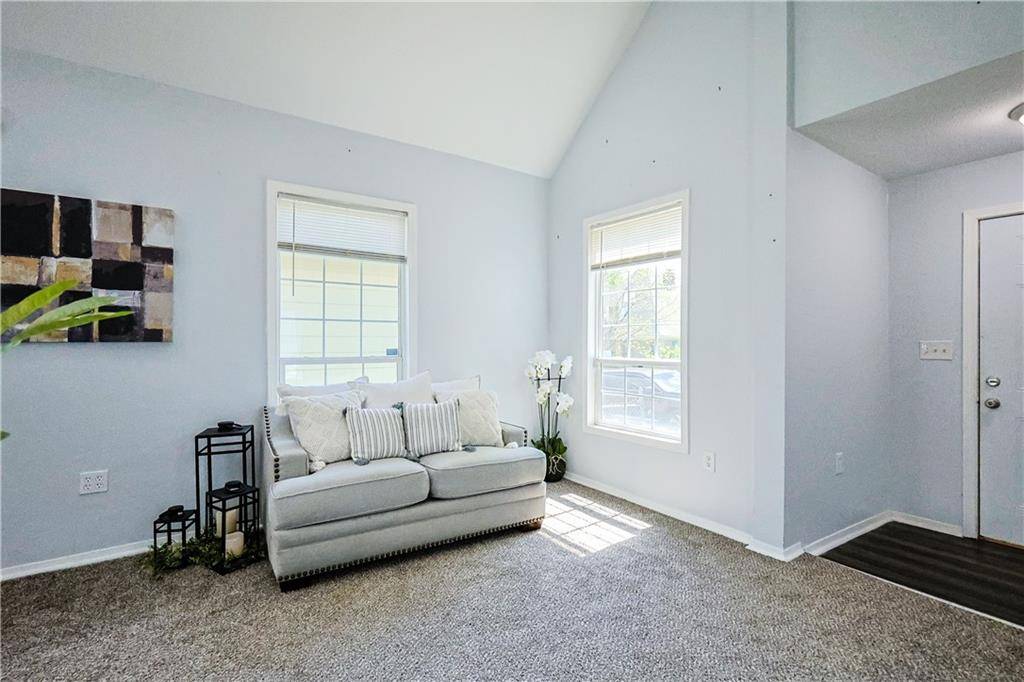 St Joseph, MO 64501,2307 Francis ST
