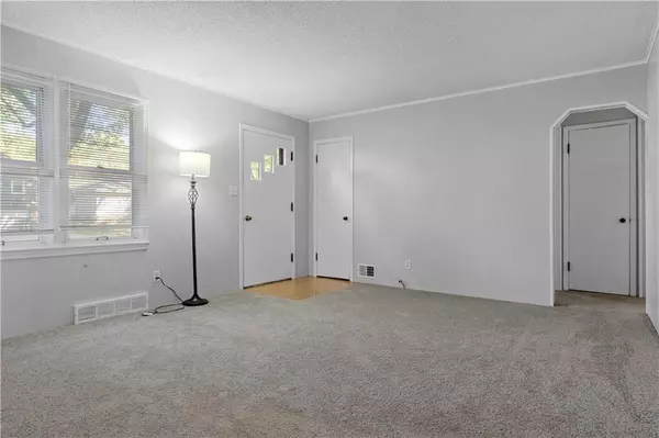 Raytown, MO 64133,5720 Maywood ST