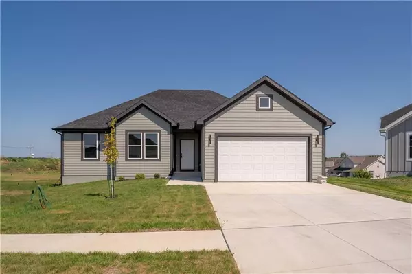 929 168th TER, Basehor, KS 66007