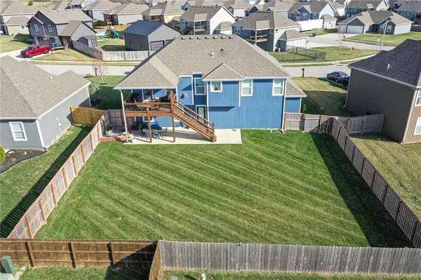 Tonganoxie, KS 66086,900 N Hickory DR