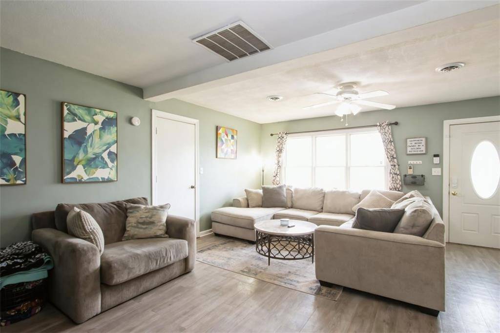 Shawnee, KS 66203,10607 W 56th ST