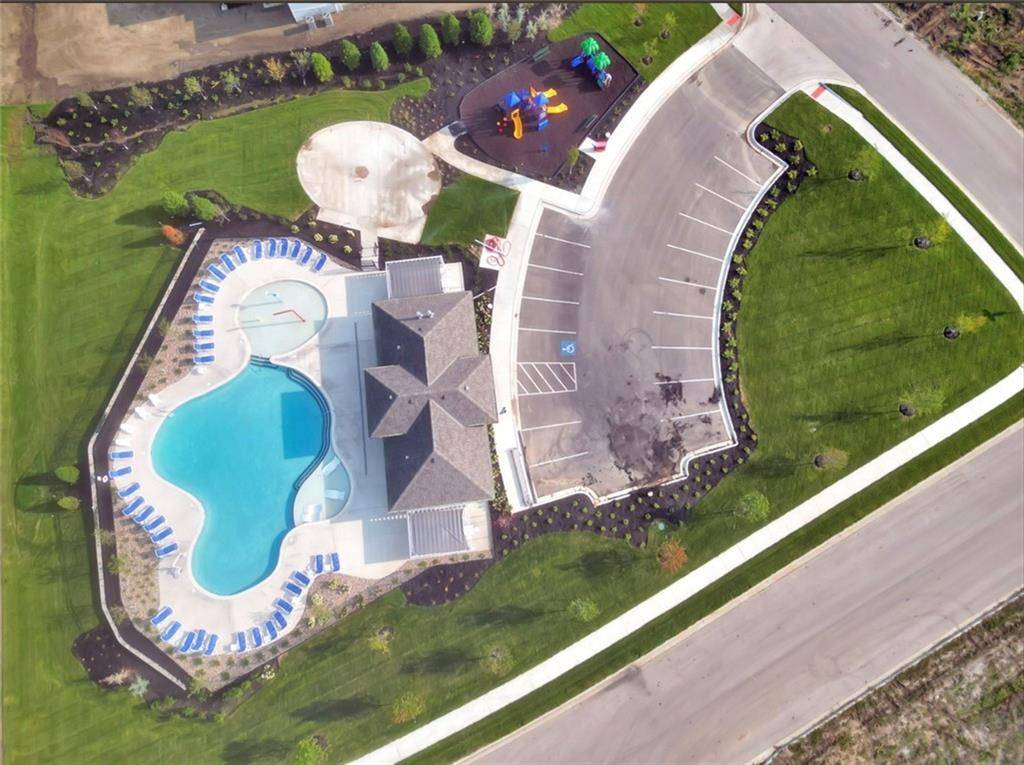 2319 SW Serena PL, Lee's Summit, MO 64082