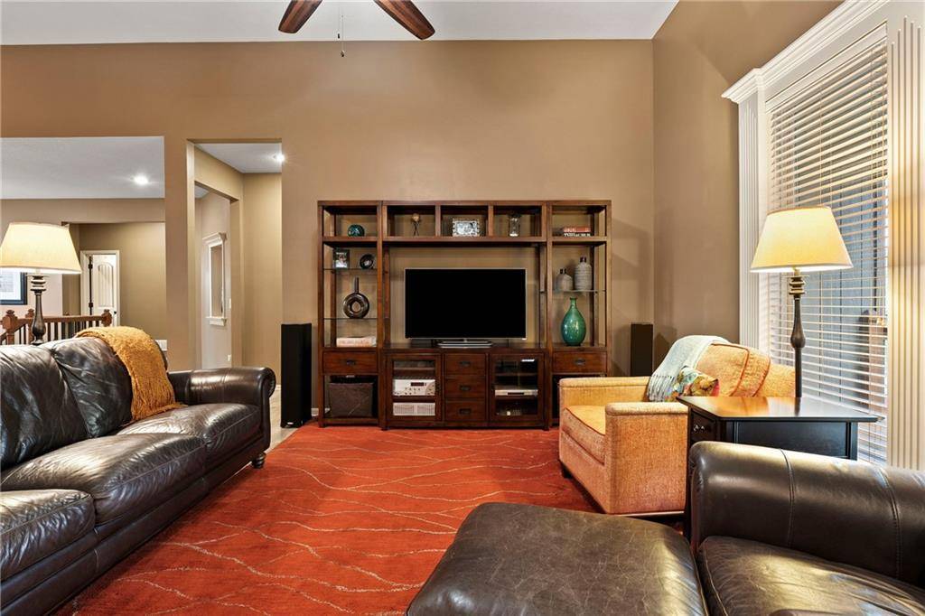 Kansas City, MO 64118,5246 N Walnut ST