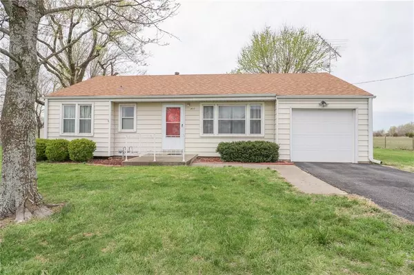 400 N Clay ST, Holden, MO 64040