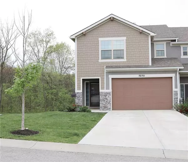7370 Grand Slam ST, Parkville, MO 64152