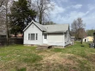 509 E 24th ST, Pittsburg, KS 66762