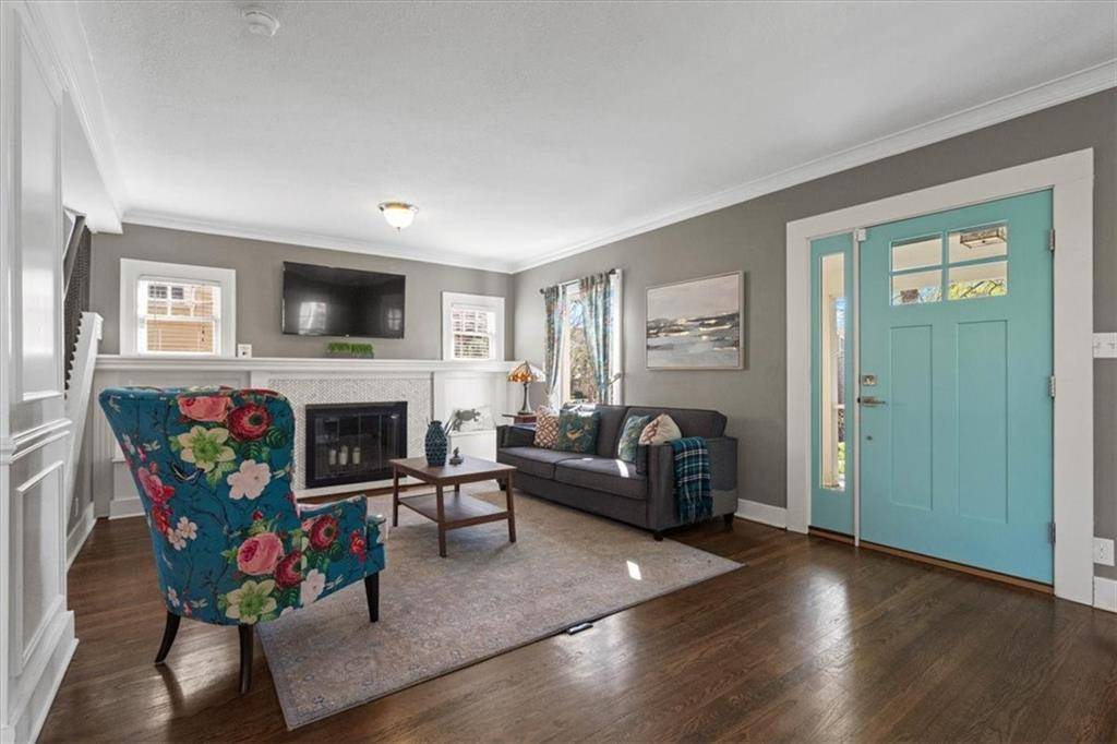 Kansas City, MO 64113,218 W 68th TER