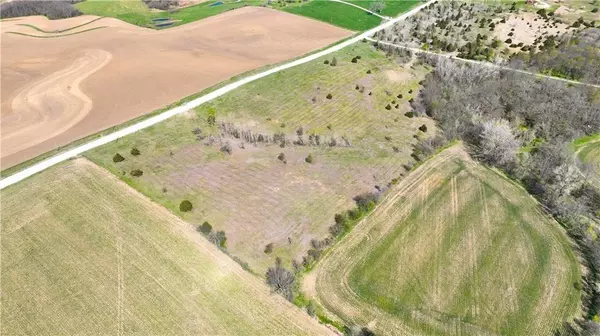 Weston, MO 64098,Middle Road EST
