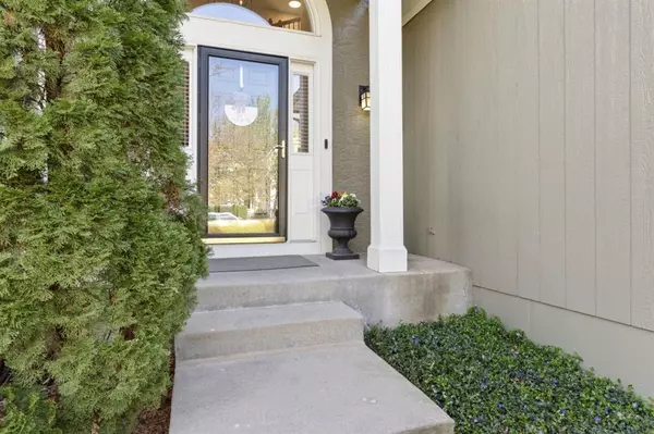 Lenexa, KS 66220,21619 W 98th ST