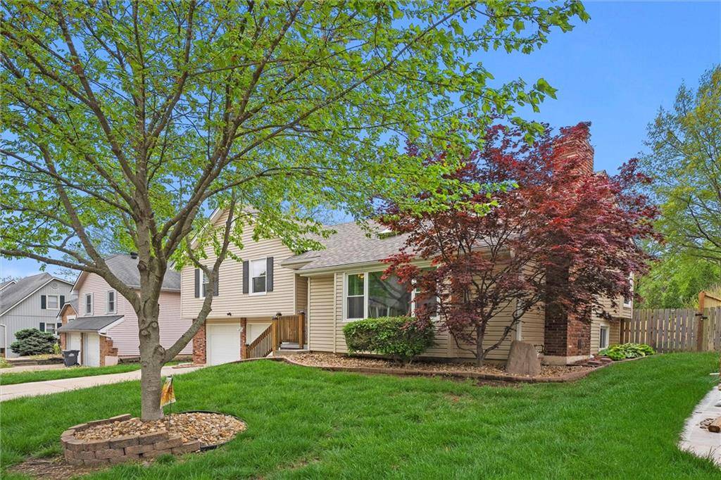 Blue Springs, MO 64015,2117 NW 12th ST