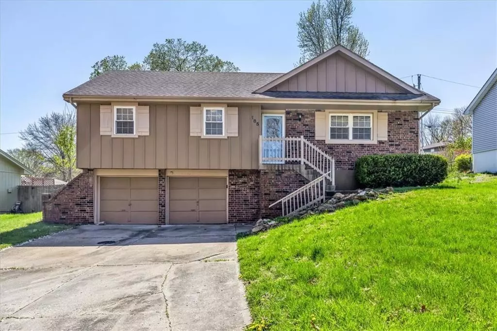 Liberty, MO 64068,185 JACKSON ST
