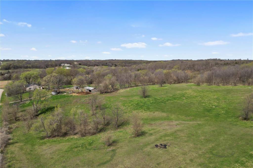 Richmond, MO 64085,46742 E 192nd ST