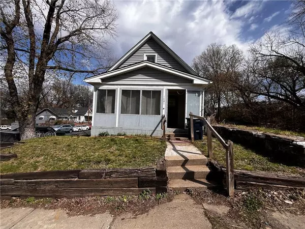 1401 Belmont AVE,  Kansas City,  MO 64126