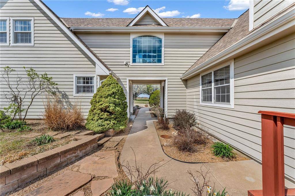 Overbrook, KS 66524,13668 Shawnee Heights RD