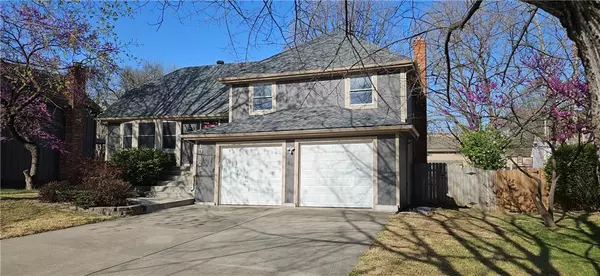 10128 england DR, Overland Park, KS 66212