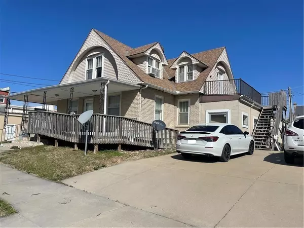 Ottawa, KS 66067,115 E 5th ST