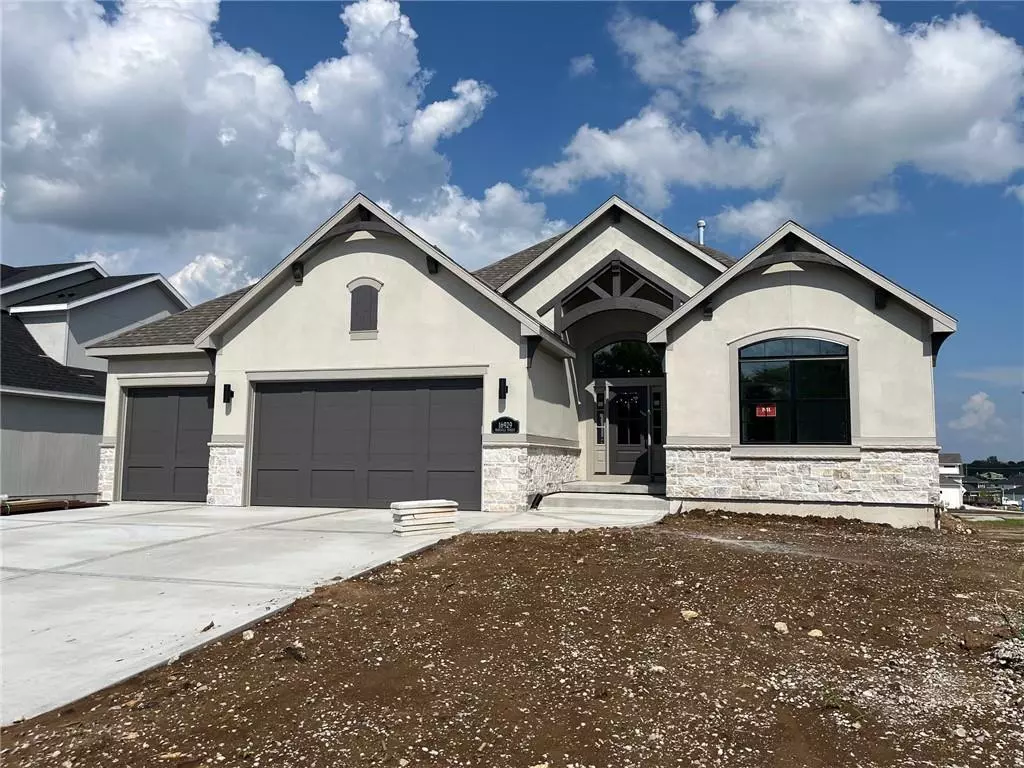 Overland Park, KS 66221,16929 Parkhill ST