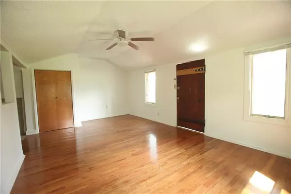 Kansas City, MO 64151,5428 Houston Lake DR