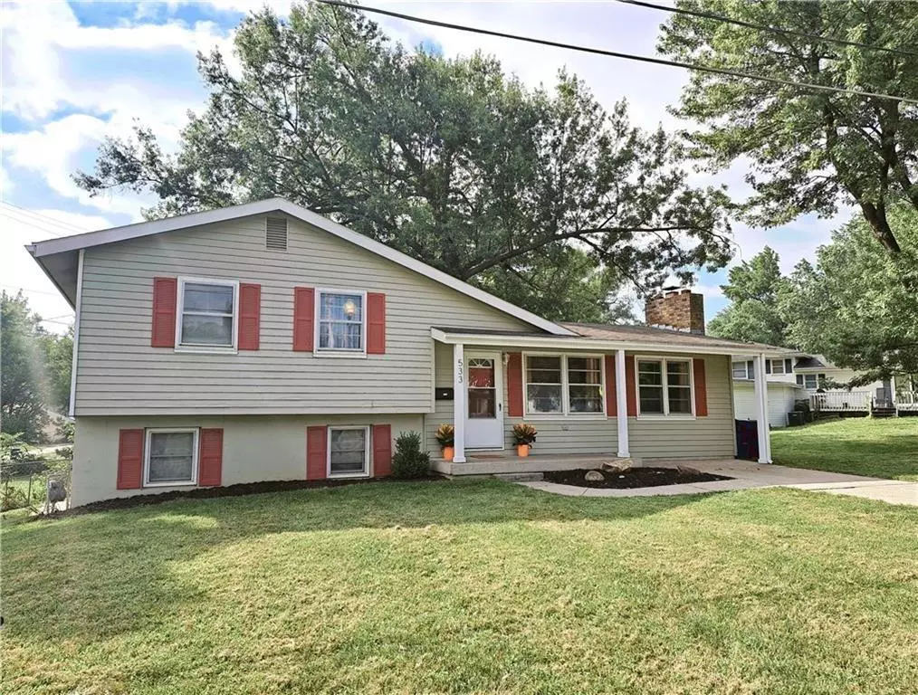 Liberty, MO 64068,533 W Liberty DR